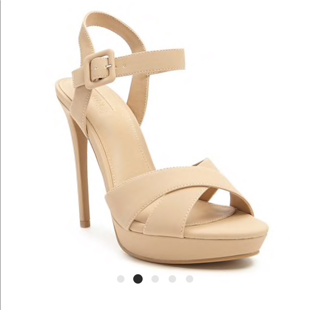 F21 faux leather nude strappy platform heels NWT